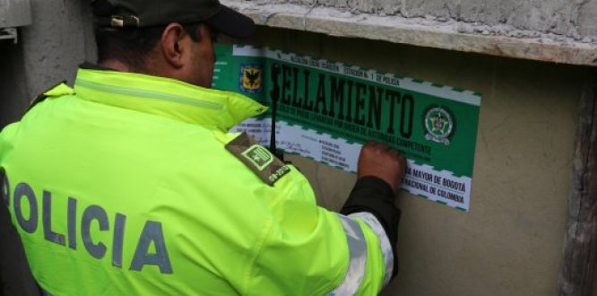 Selladas cinco obras en cerros, suspendidos tres establecimientos