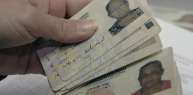 Consulte la base de documentos extraviados 