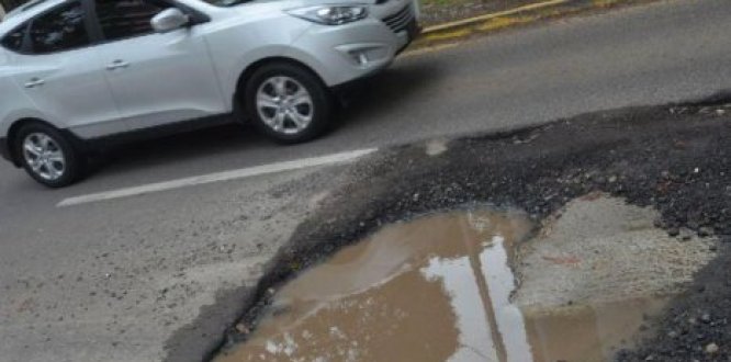 Inician obras de parcheo en la calle 127 entre carreras 7 y Autonorte   