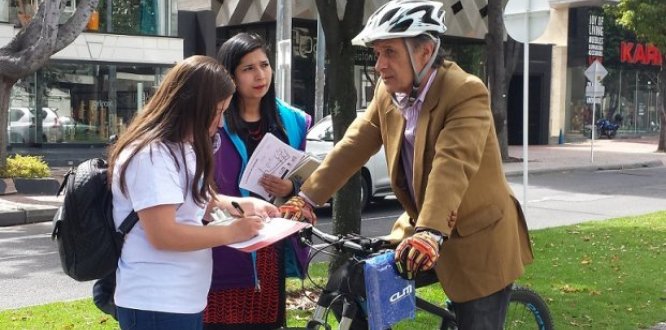 Ejercicios pedagógicos de seguridad vial con biciusuarios