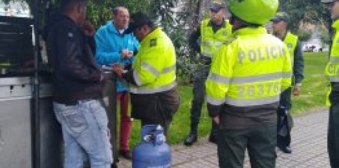 Incautados 5 cilindros de gas Incautados 5 cilindros de gas