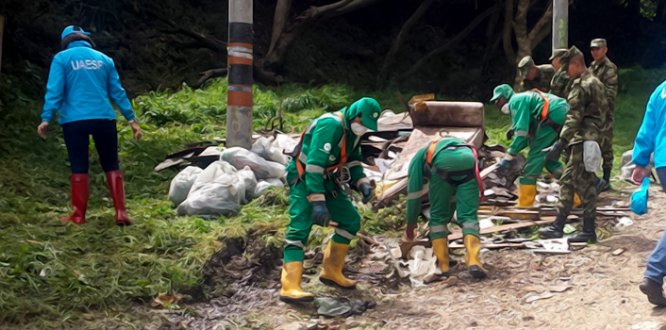 Jornada de recuperación de la quebrada Cerro Sur