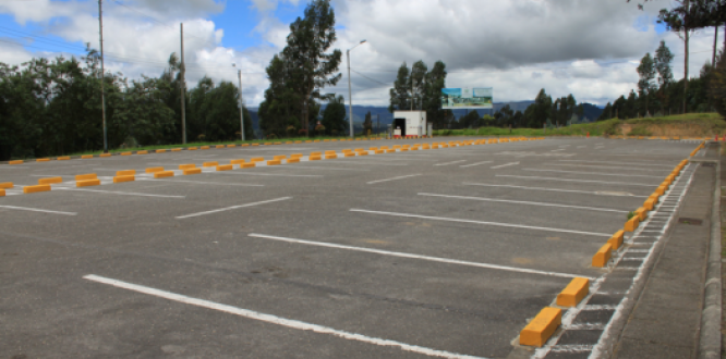 CicloParqueaderos de TransMilenio dentro del marco Plan Bici CicloParqueaderos de TransMilenio dentro del marco Plan Bici
