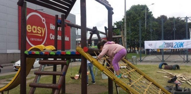 Usaquén recupera parque de la Autonorte con calle 172 (Despues juegos infantiles)